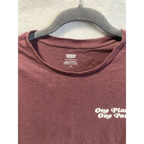 Levi’s GRAPHIC CREWNECK TEE SHIRT Burgundy One Planet One Party Large - Picture 4 of 14